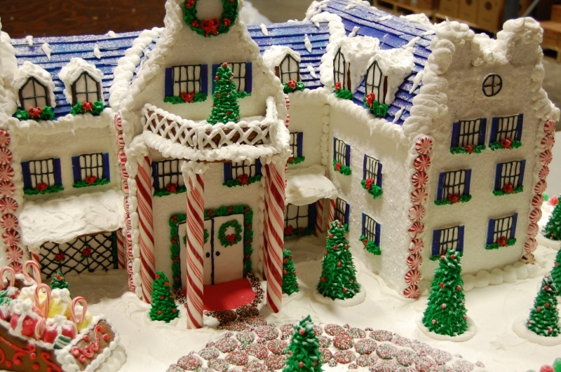  designed to look like the Nittany Lion Inn. The gingerbread house weighs 