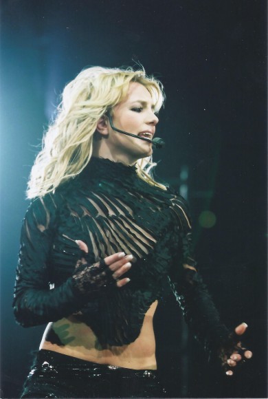 BritneySpears3_11.8.01